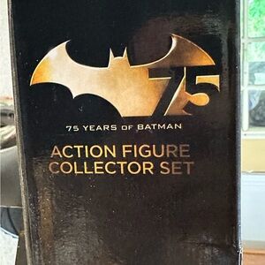 Batman 75 Years Action Figure Collector Set